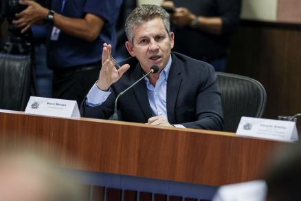 O governador Mauro Mendes, que anunciou pagamento da RGA
