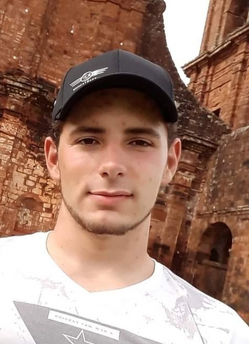 Darlei Antnio Bortolato, de 25 anos, morreu aps descarga eltrica  Foto: Divulgao