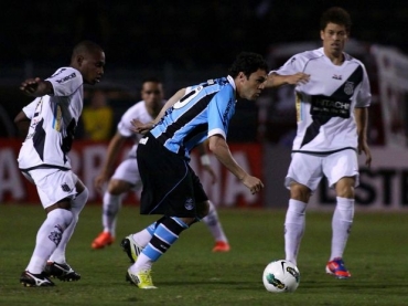 Jogo no Moiss Lucarelli foi equilibrado e os dois times criaram chances para vencerem