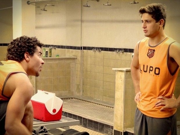 O jogador quase diz para o amigo que o ama