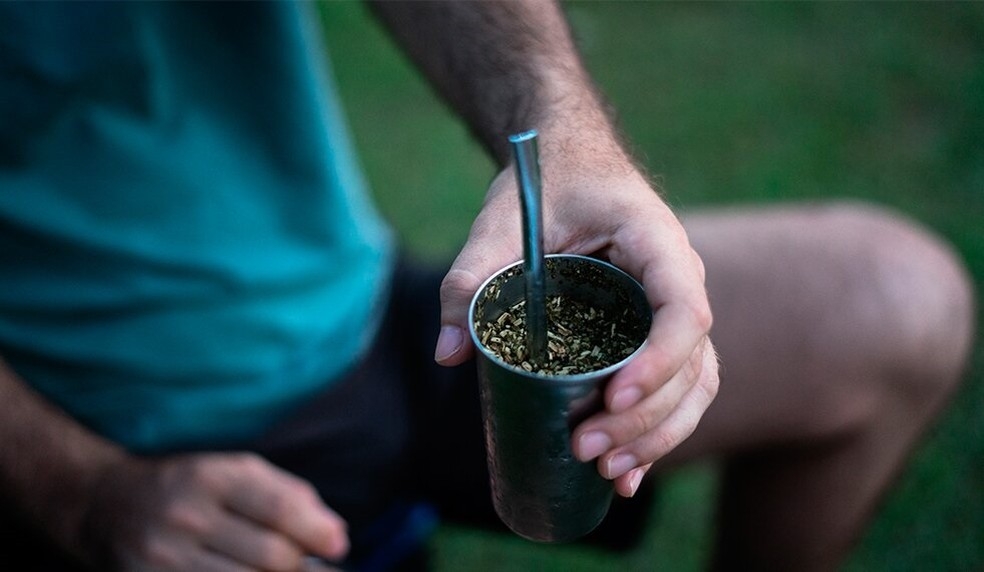 Prefeito probe consumo de terer em locais pblicos de Pocon (MT) para evitar contgio da Covid-19  Foto: Divulgao