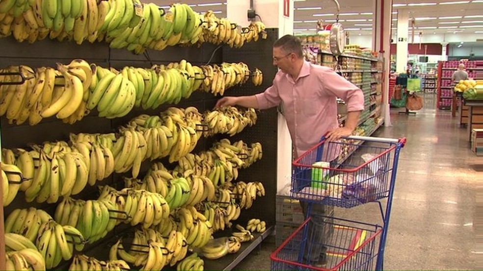 Preo da banana mais que dobrou em Cuiab  Foto: Reproduo/ RPC