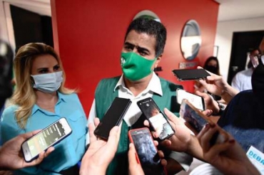 O prefeito Emanuel Pinheiro, que assinou alerta para medidas de conteno de abusos durante a pandemia