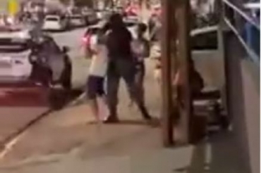 Imagens que circulam nas redes sociais, mostram que a ao terminou em confuso.