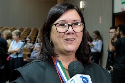 A desembargadora Helena Maria Bezerra Ramos, que assina a deciso