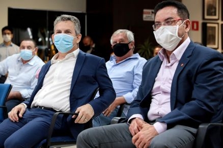 O governador Mauro Mendes e o deputado Eduardo Botelho: correligionrios