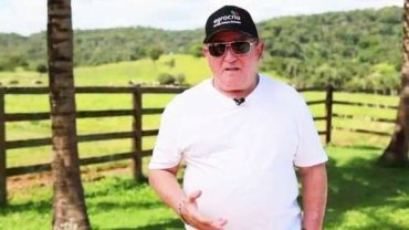 O cantor e fazendeiro Amado Batista, que curte seu paraso com Cocalinho, na divisa de MT com GO