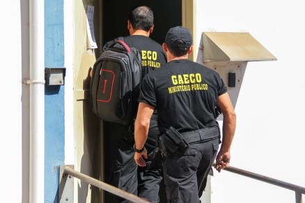 Grupo investigado seria liderado por chefe de operaes de uma delegacia da Capital