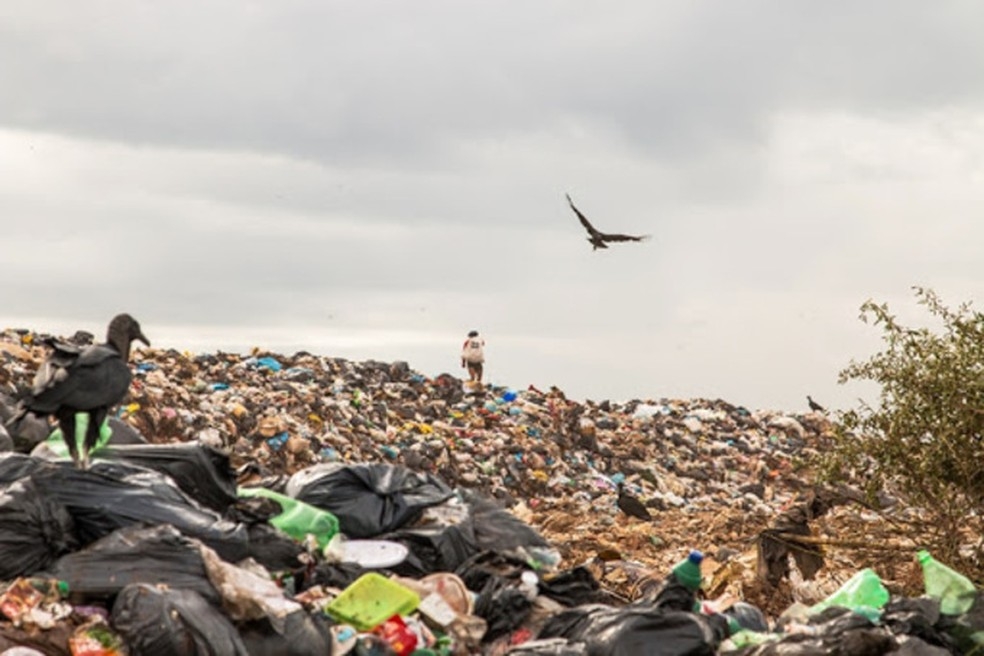 Aterro sanitrio em Cuiab  o maior do estado  Foto: Defensoria Pblica/Divulgao