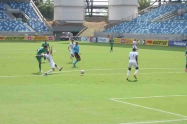 Lance da primeira partida da final do mato-grossense, entre Operrio e Cuiab, na Arena Pantanal