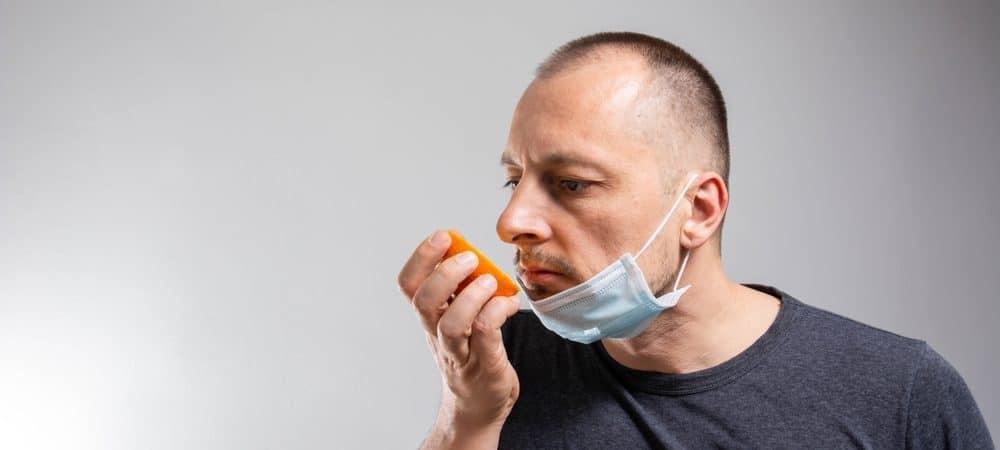 Fisioterapia do olfato necessidade de dedicao dos pacientes para obteno de xito. - Foto por: Shidlovski  Shutterstock