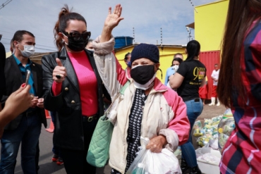 Primeira-dama Virginia Mendes e Setasc estiveram na 