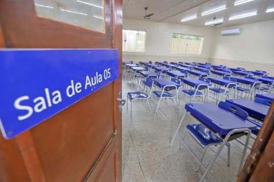 Retorno das aulas nas escolas estaduais ser no sistema hbrido.