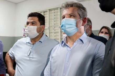 O ex-senador Cidinho Santos e o governador Mauro Mendes: aliana