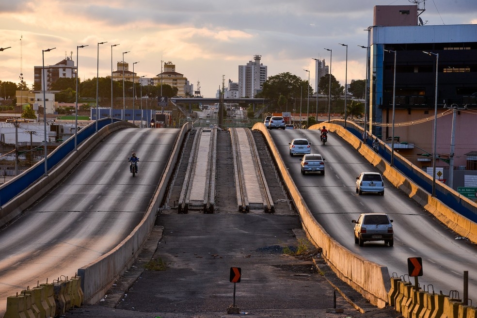 MT registra queda do emplacamento de veculos  Foto: Gcom