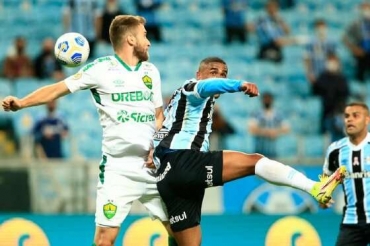 Lance da partida entre Grmio e Cuiab