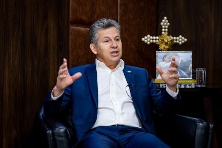 O governador Mauro Mendes, que participou de evento internacional