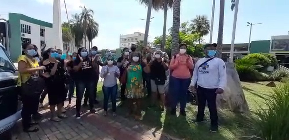 Agentes de sade protestam contra corte do prmio sade  Foto: Reproduo