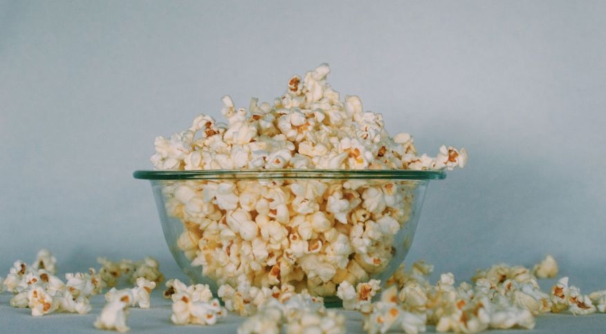 A pipoca  uma tima opo de lanche  noite