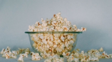 A pipoca  uma tima opo de lanche  noite