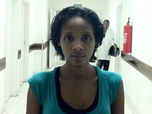 Paciente aguarda cirurgia em pronto-socorro da capital.