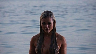 Aryane grava clipe em Portugal 