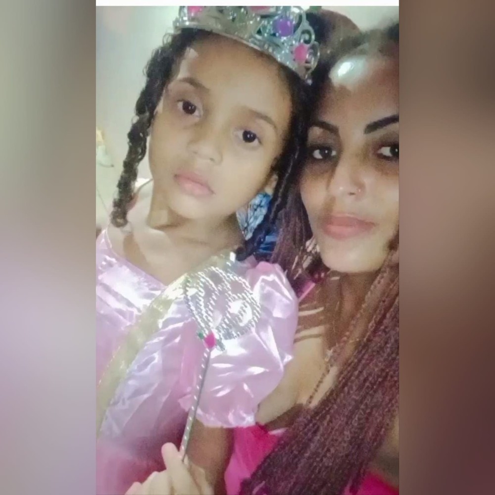 Lara Emanuele Galdino, de 6 anos, nasceu com problemas renais  Foto: Arquivo pessoal