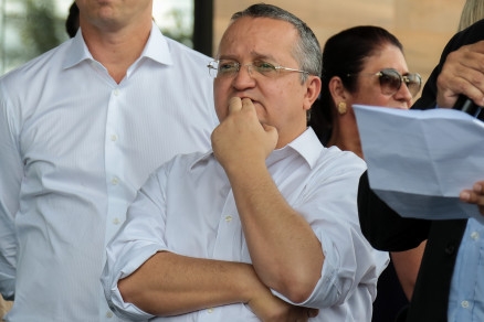 ​A Justia Eleitoral negou arquivar o inqurito policial que investiga o ex-governador Pedro Taques por suposto caixa 2 nas eleies de 2014.