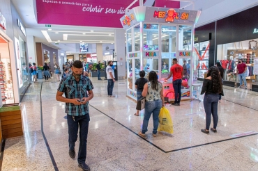 Mato-grossenses devem, em m�dia, R$ 4.360,30 � Foto: Evelyn Leite