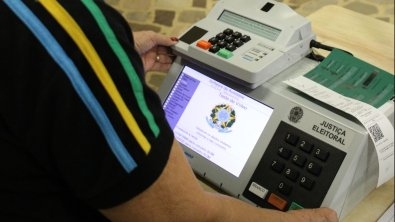 A janela de filiao embaralhou a composio poltica por conta do corre-corre ao longo de 30 dias