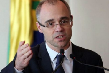 Ministro Andr Mendona, que deferiu a liminar