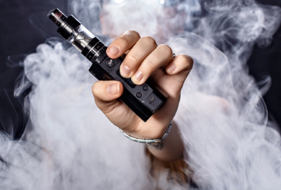 Cigarros eletrnicos, vaporizadores, vapes: os nomes variam em funo de detalhes como quanto soltam de aerossol