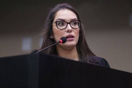 A deputada Janana Riva, que  um dos principais nomes do MDB e vai  reeleio na AL