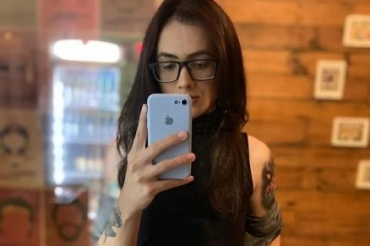 Ariana  professora do ensino fundamental e mdio