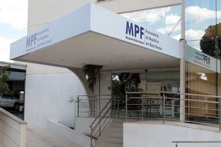 A fachada do Ministrio Pblico Federal em Cuiab
