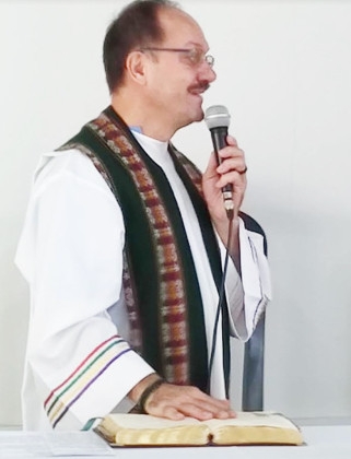 Quem est  frente dessa campanha  o padre Aloir Pacini, da Parquia do Rosrio e So Benedito, em Cuiab