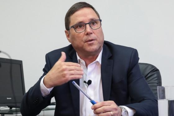 Suplente de senador eleito, Mauro Carvalho vai voltar para o comando da Casa Civil