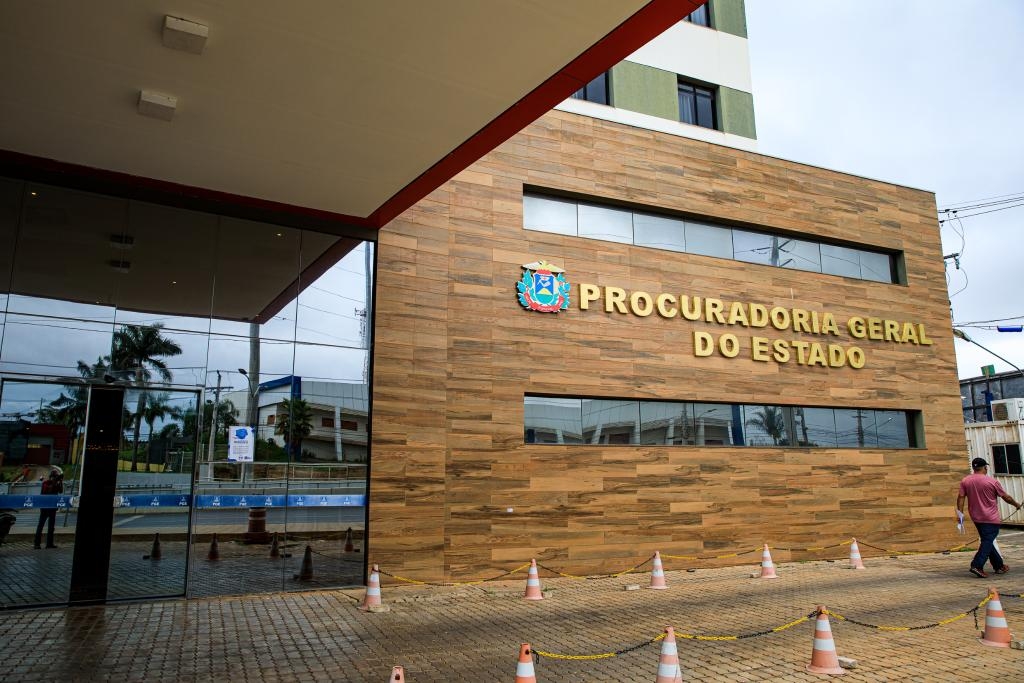 Fachada PGE - Foto por: Marcos Vergueiro/Secom-MT