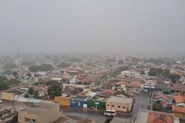 Dia chuvoso na Capital cuiabana