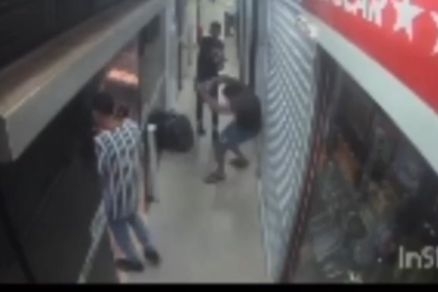 Momento em que o assassino atira em Josenaldo