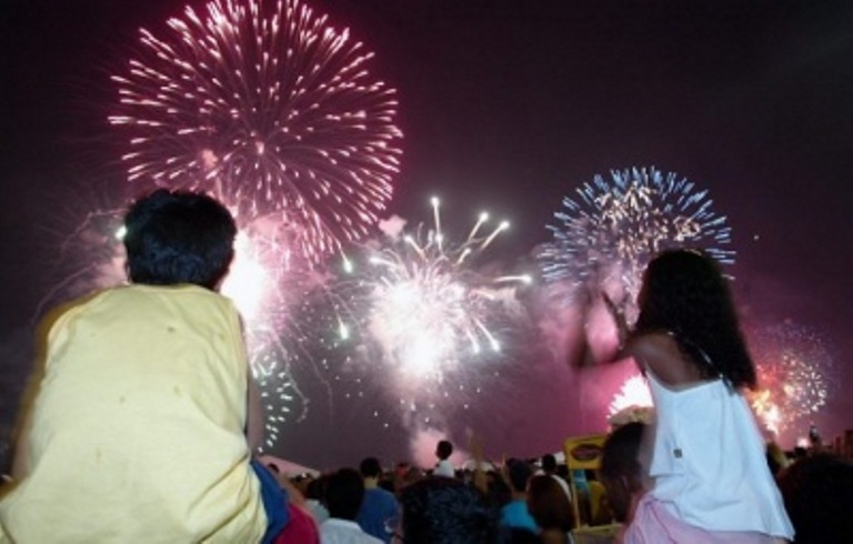 Na live, Bolsonaro repetiu o discurso de perseguido, ensaiou fala como lder da oposio e defendeu os atos antidemocrticos