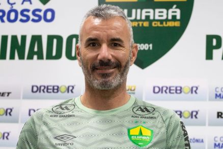 O novo treinador do Cuiab, Ivo Vieira, que foi apresentado nesta quarta