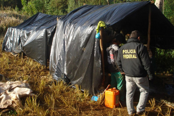 Os resgates so resultados de fiscalizao realizadas pelo Grupo Especial de Fiscalizao Mvel (GEFM), em oito estabelecimentos localizados no Estado