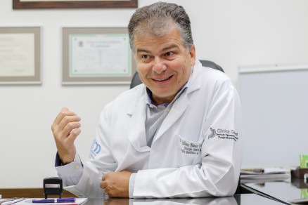 O mdico Juliano Canavarros, que assume cargo de vice-presidente da SBCBM