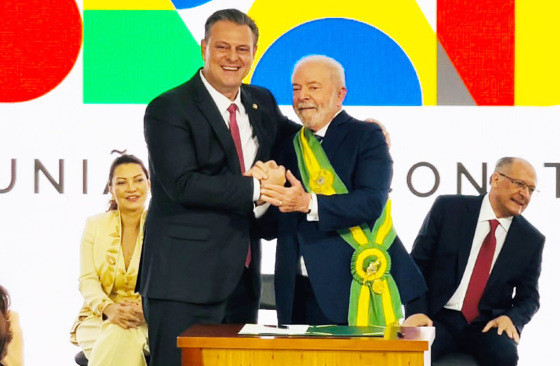 O ministro Carlos Fvaro com o presidente LuLa