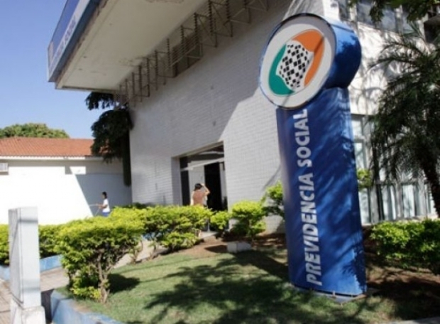 INSS em MT acumula atendimentos  Foto: TVCA/Reproduo