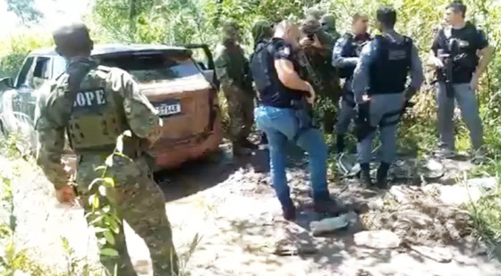 Fora-tarefa est caando quadrilha em regio de mata, no Estado do Tocantins: um bandido foi morto e outro est ferido