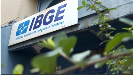 Prdio do Instituto Brasileiro de Geografia e Estatstica (IBGE) em Guariba (SP)  Foto: Alexandre S/EPTV