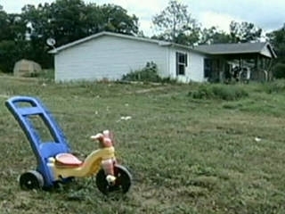 Criana de 3 anos atira e mata o prprio pai nos EUA