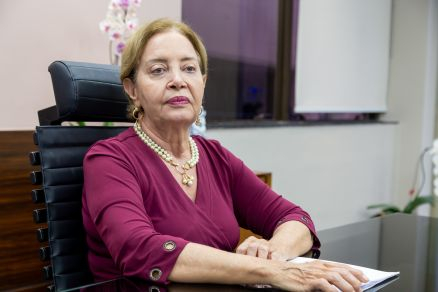 A presidente do Tribunal de Justia, desembargadora Clarice Claudino